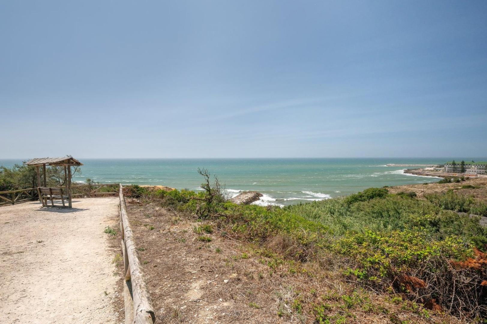 Guestready - Floral Ericeira Residence מראה חיצוני תמונה
